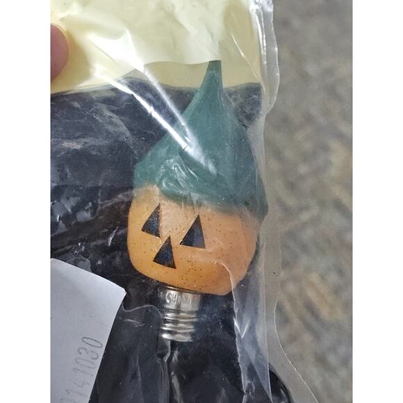New Vickie Jean’s Creations Candle Glow Hand Dipped Light Bulb Halloween Pumpkin - Picture 3 of 4